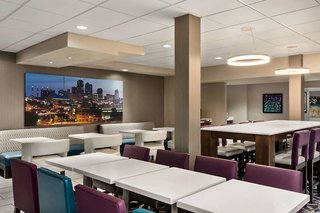 baymont by wyndham springfield i 44