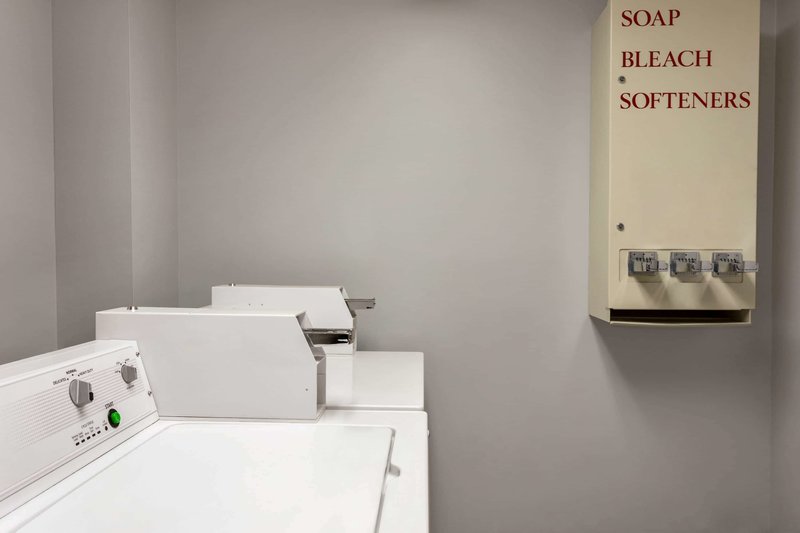 baymont by wyndham springfield i 44