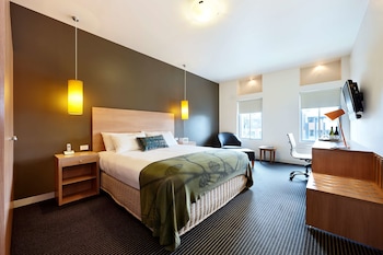 saint kilda beach hotel formerly rydges st kilda