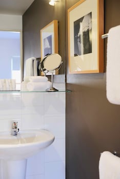 saint kilda beach hotel formerly rydges st kilda