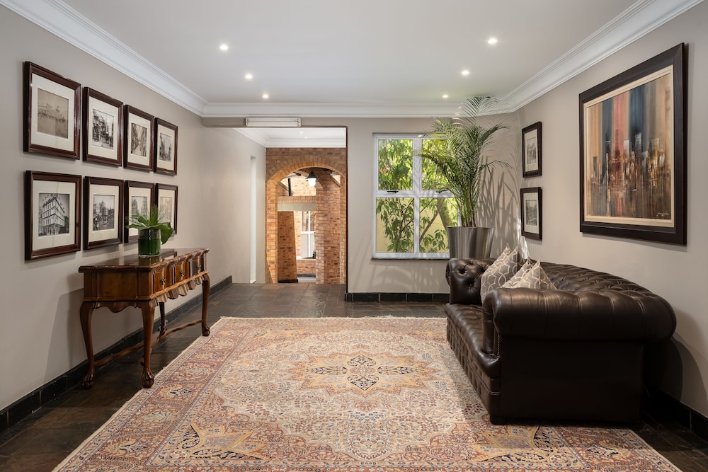 premier hotel quatermain