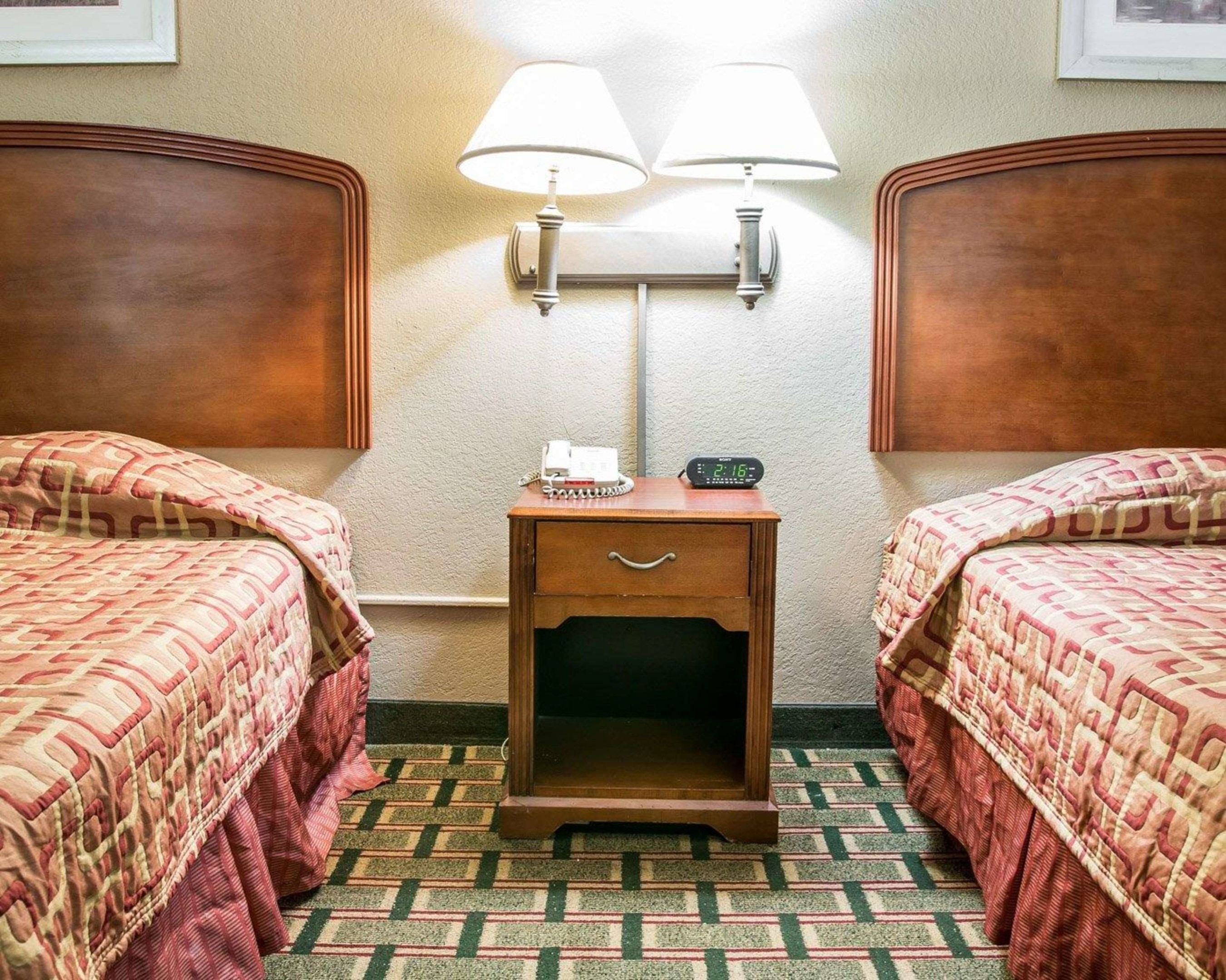 econo lodge
