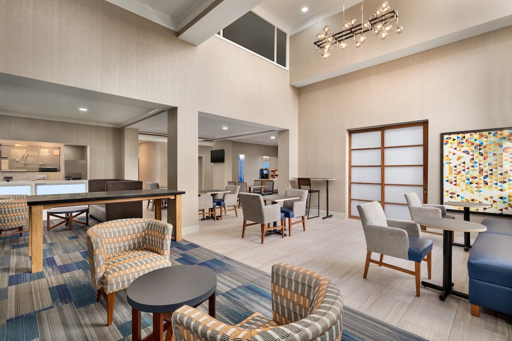 holiday inn express and suites auburn university area