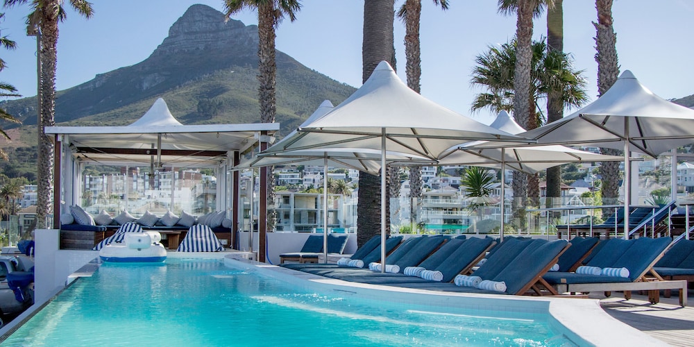 the bay hotel