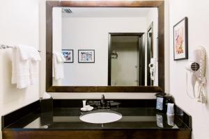 Hillside Boutique Hotel,Castroville>>Bexar County,4 star