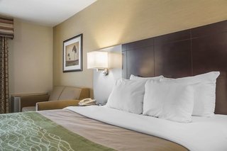 Comfort Inn Chatham,Windsor>>Chatham-Kent,3 star