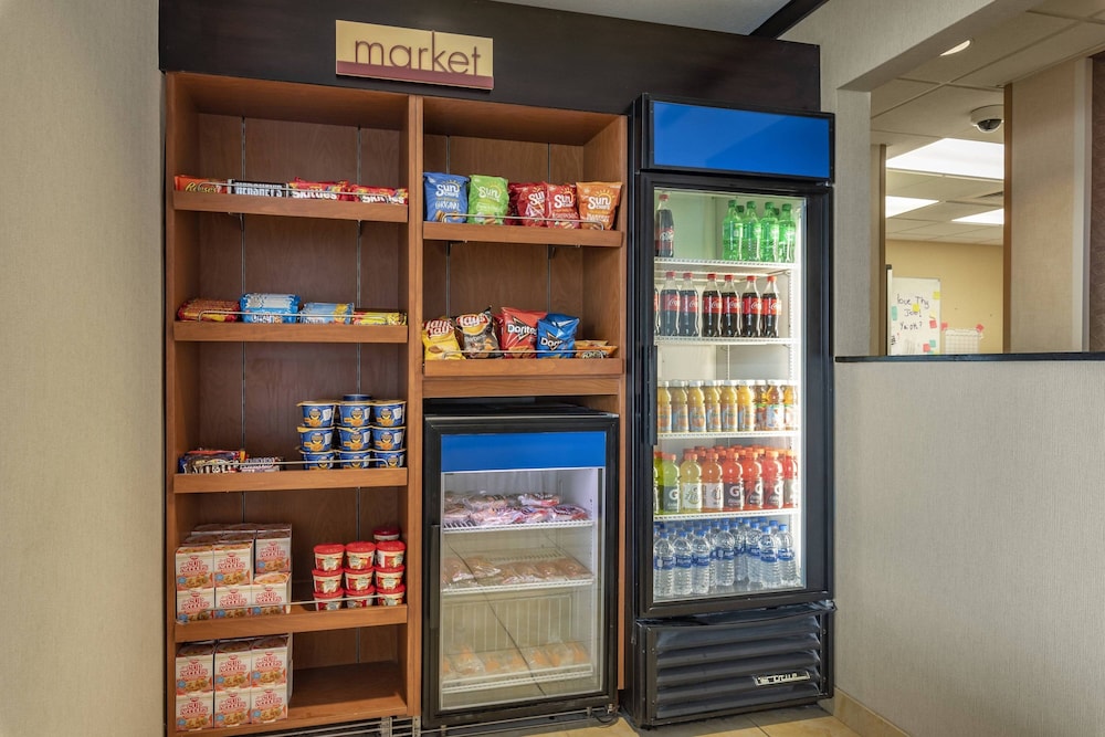 fairfield inn and suites by marriott texarkana