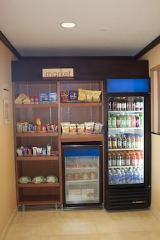 fairfield inn and suites by marriott texarkana