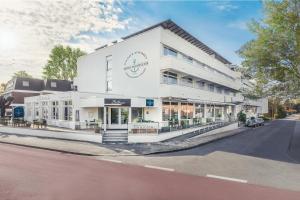 Hotel Yachtclub,Ostholstein>>Lübeck,4 star