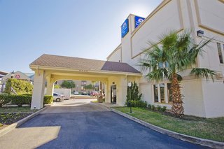 americas best value inn austin university