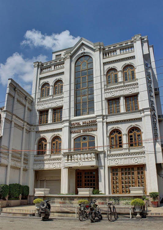 hotel pradeep