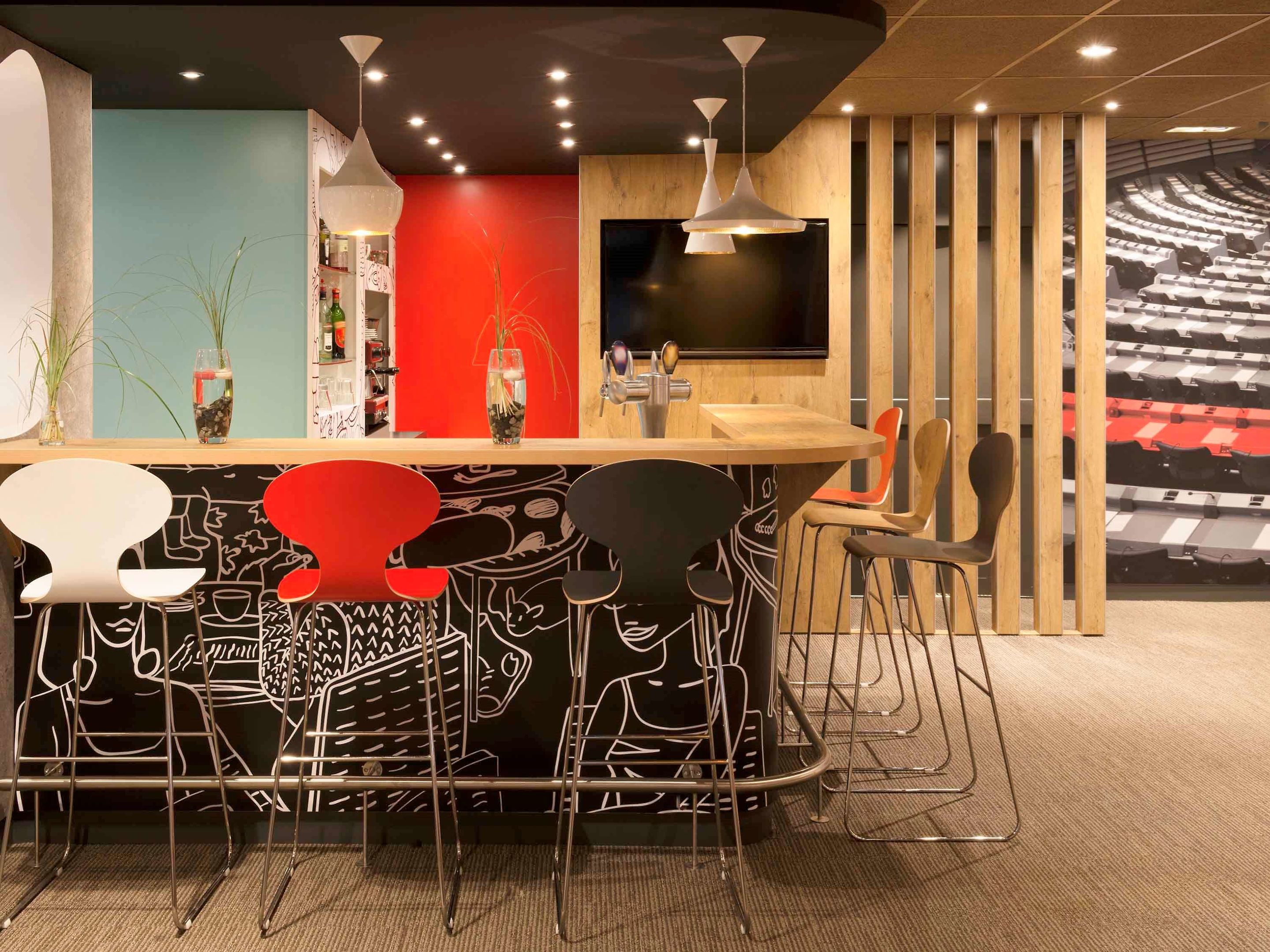 ibis valence sud