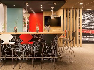 ibis valence sud