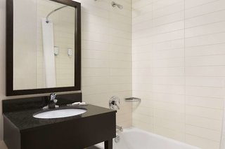 travelodge by wyndham thunder bay