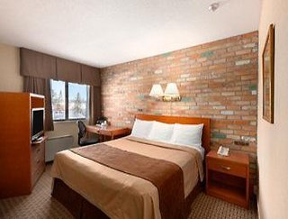 Travelodge By Wyndham Thunder Bay,Thunder Bay>>Ontario,2 star