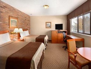 Travelodge By Wyndham Thunder Bay,Thunder Bay>>Ontario,2 star