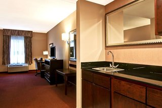 hampton inn waldorf