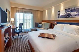 Hampton By Hilton Warsaw Airport,Wlochy>>Warsaw,3 star