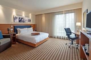 Hampton By Hilton Warsaw Airport,Wlochy>>Warsaw,3 star