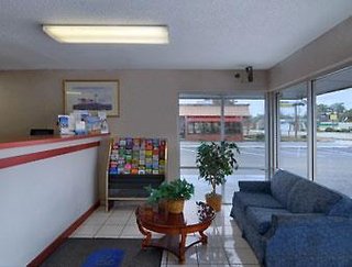 studio 6 wilmington nc