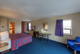 Red Roof Inn Winchester, Va,Virginia>>Kernstown,2 star