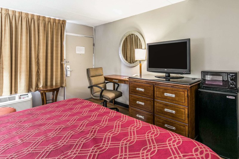econo lodge north