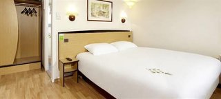 Kyriad Tarbes - Bastillac,Lourdes>>Hautes-Pyrénées,3 star
