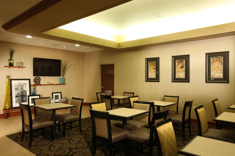 hampton inn woodbridge