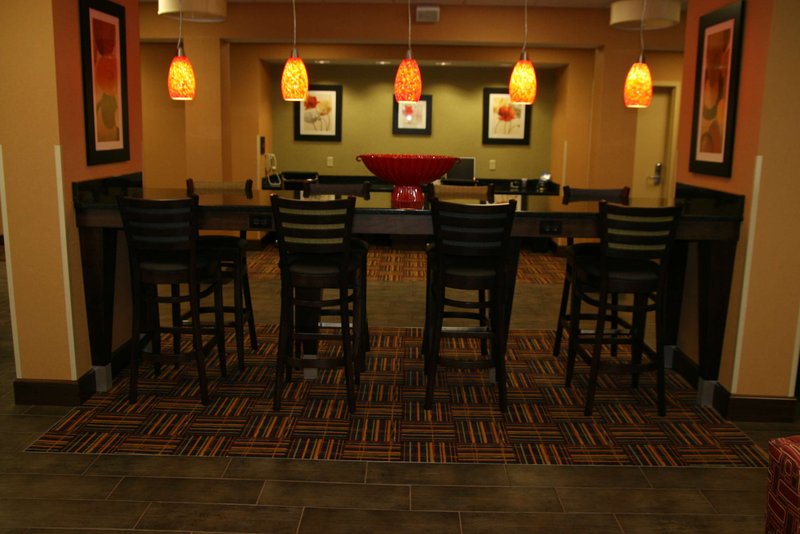 hampton inn youngstown north