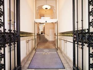 Hotel Zipser,Lange Gasse 49,3 star