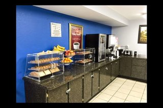 Econo Lodge Inn & Suites,Norfolk - Virginia Beach>>Norfolk,2 star