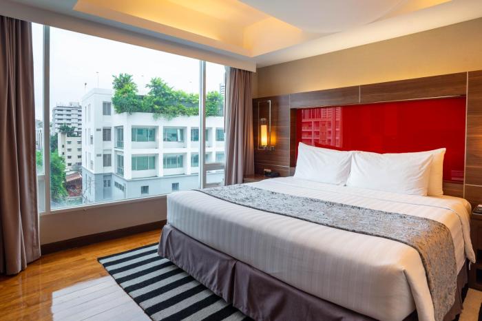 novotel living bangkok sukhumvit legacy