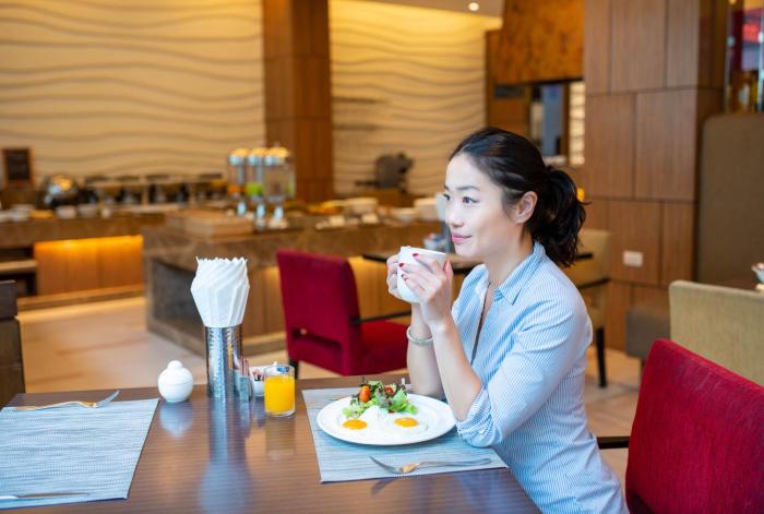 novotel living bangkok sukhumvit legacy