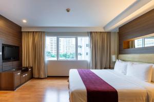 novotel living bangkok sukhumvit legacy