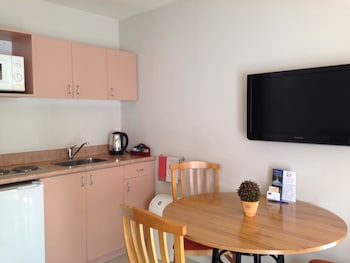 Bush Inn Court Motel,Christchurch>>Akaroa,4 star