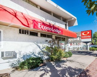 econo lodge downtown