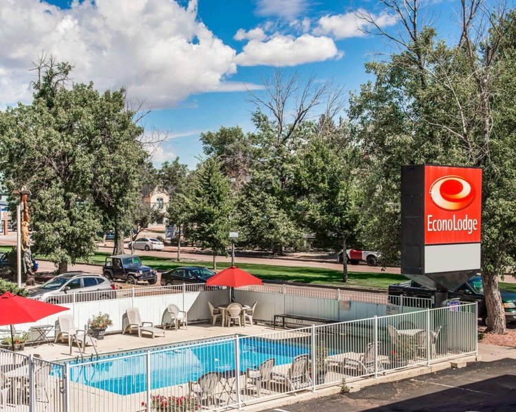 econo lodge downtown