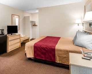 econo lodge downtown