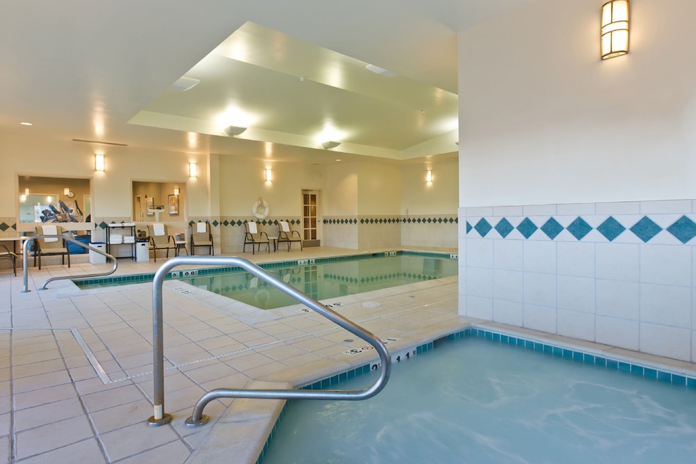 holiday inn colorado springs airport by ihg