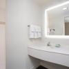 holiday inn colorado springs airport by ihg