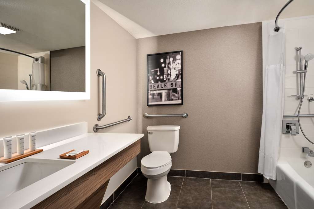 radisson hotel west memphis
