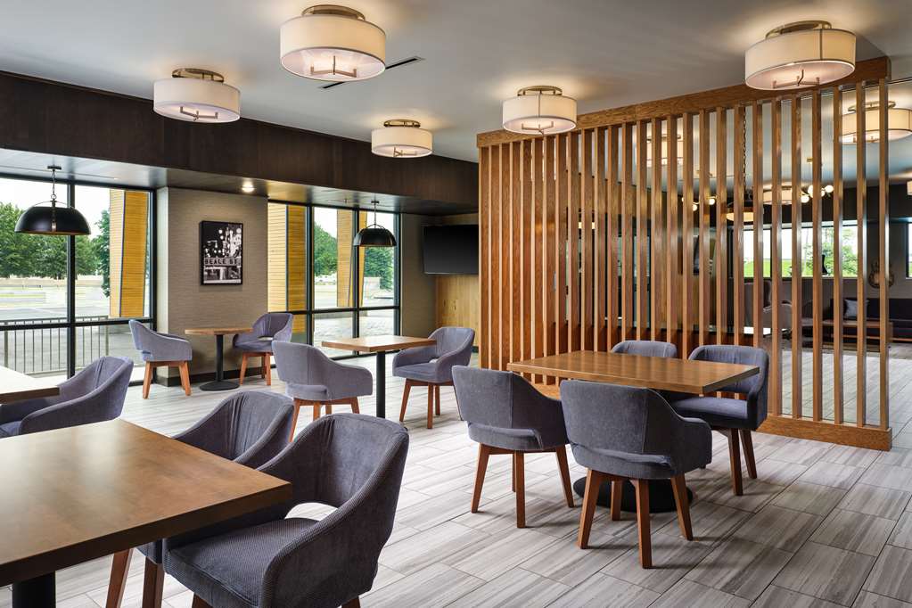 radisson hotel west memphis