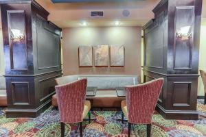 Holiday Inn Express Hotel & Suites Huntsville By Ihg,Texas>>Huntsville,3 star