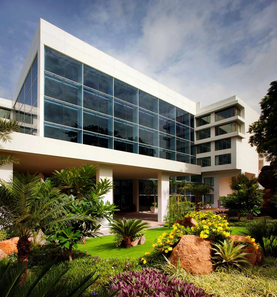 Radisson Blu Plaza Hotel Hyderabad Banjara Hills,Banjara Hills,5 star