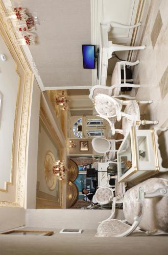 leyenda hotel