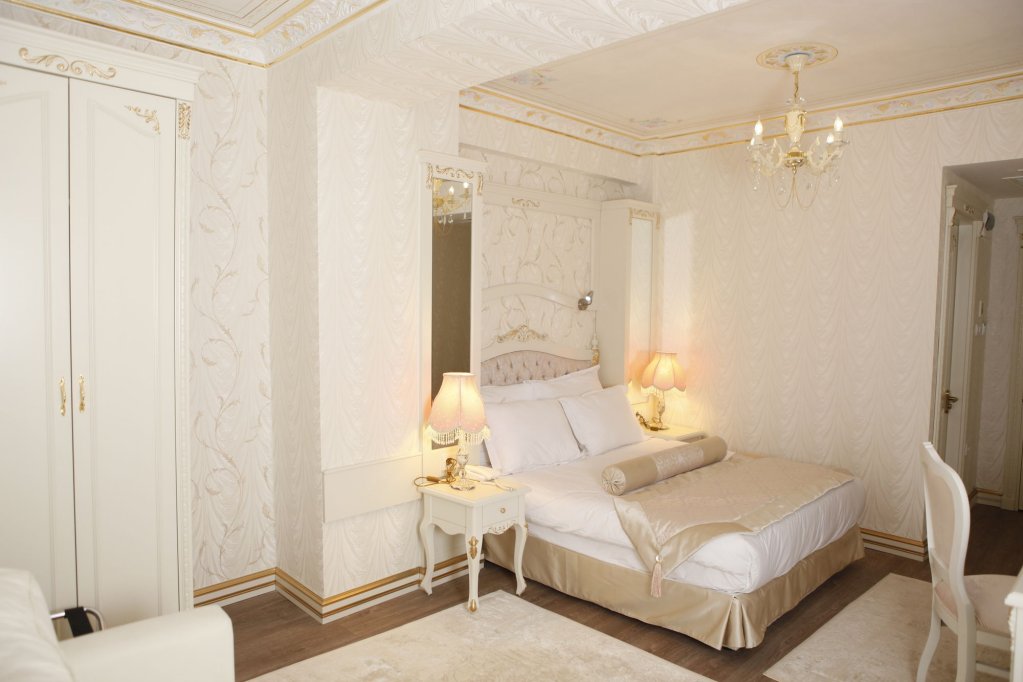 leyenda hotel