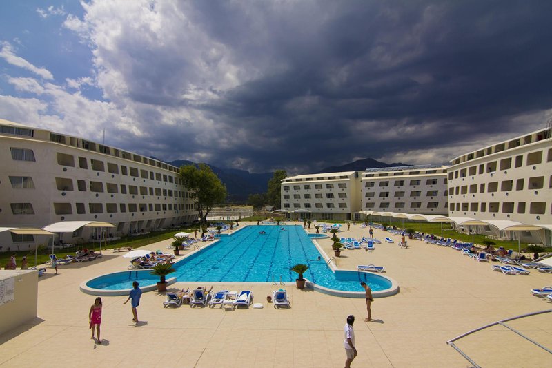 Daima Biz Hotel - Dolusu Aquapark Access