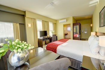 comfort inn and suites city views