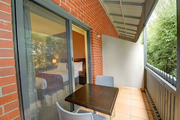 comfort inn and suites city views