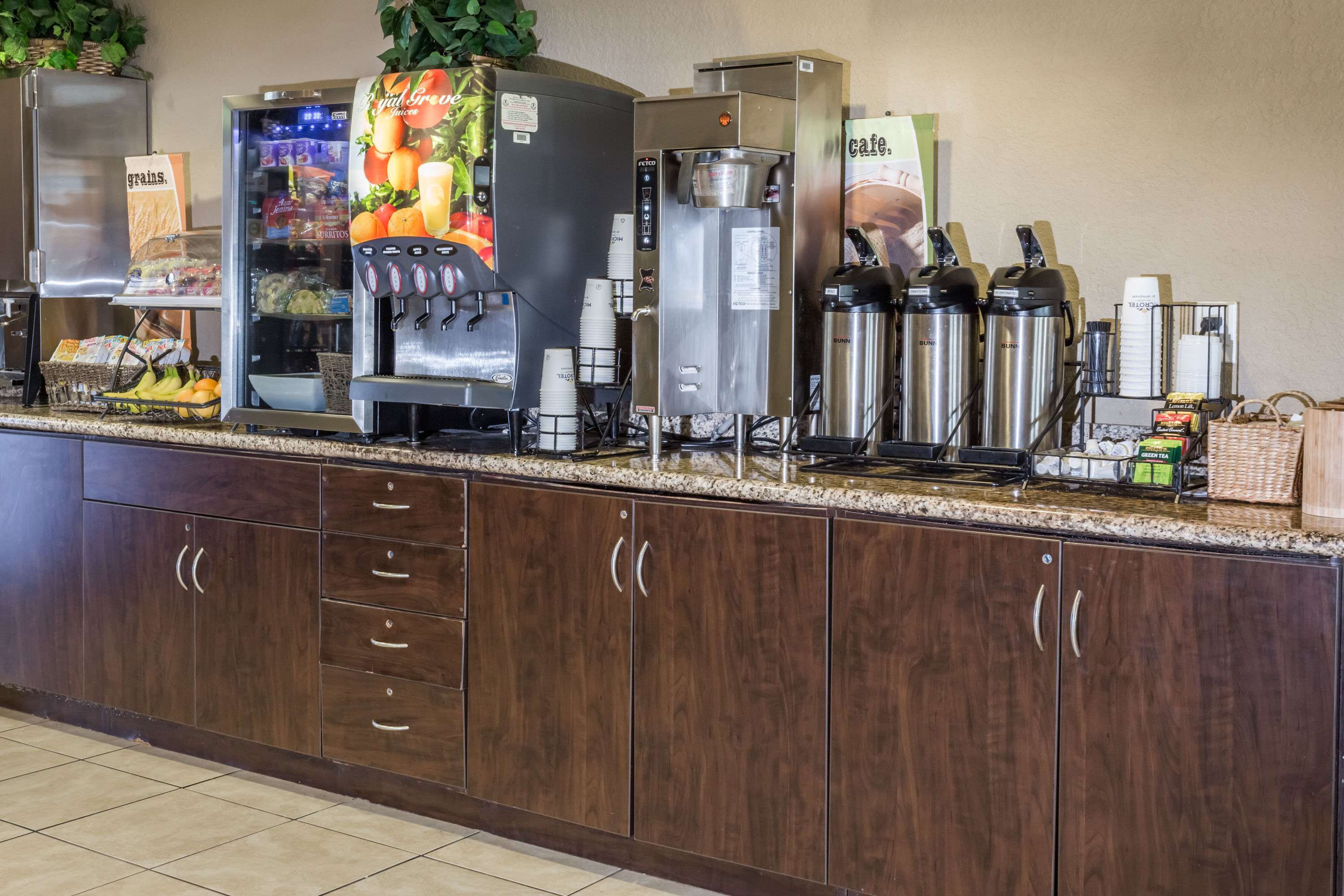 microtel inn and suites by wyndham jacksonville airport